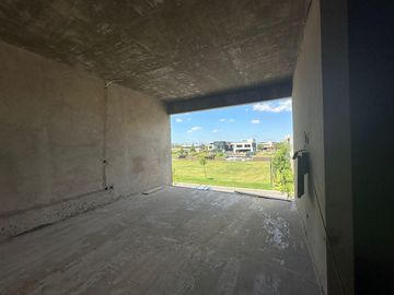 VENTA- CASA- 7 AMBEINTES -YACHT -  NORDELTA - A ESTRENAR - CATEGORIA - FINANCIACIÓN