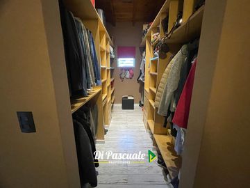 VENTA APTO CREDITO HIPOTECARIO Casa Quinta con 3 Dormitorios, Parque, Pileta y Quincho - La Reja