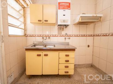 Casa interna de 2 dorm. en  Salvador del Carril a metros de Gral Paz.