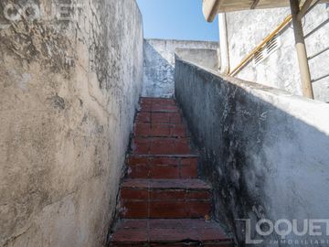 Casa interna de 2 dorm. en  Salvador del Carril a metros de Gral Paz.