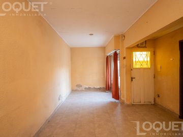 Casa interna de 2 dorm. en  Salvador del Carril a metros de Gral Paz.