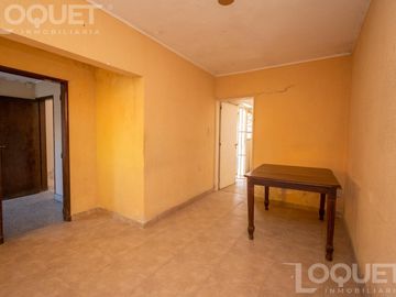 Casa interna de 2 dorm. en  Salvador del Carril a metros de Gral Paz.