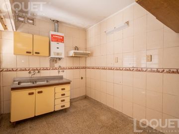 Casa interna de 2 dorm. en  Salvador del Carril a metros de Gral Paz.