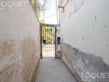 Casa interna de 2 dorm. en  Salvador del Carril a metros de Gral Paz.