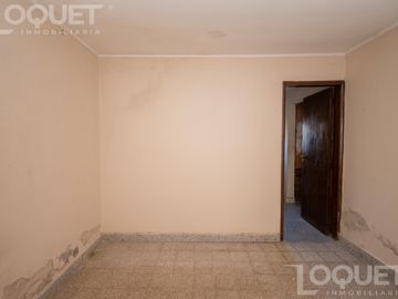 Casa interna de 2 dorm. en  Salvador del Carril a metros de Gral Paz.