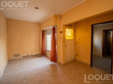 Casa interna de 2 dorm. en  Salvador del Carril a metros de Gral Paz.