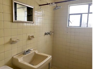 Casa para remodelar en venta en Gustavo A Madero