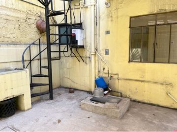 Casa para remodelar en venta en Gustavo A Madero