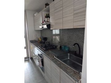 SE VENDE AMPLIO APARTAMENTO CIUDAD JARDIN