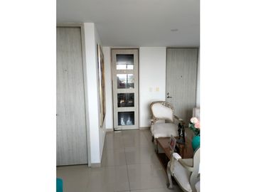 SE VENDE AMPLIO APARTAMENTO CIUDAD JARDIN