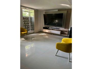 CASA EN VENTA EN LA FLORA DC W:8408975