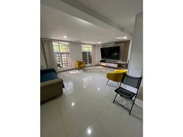 CASA EN VENTA EN LA FLORA DC W:8408975