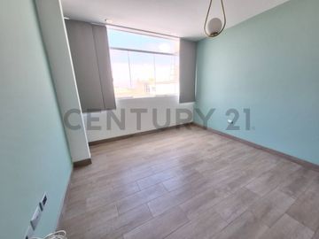 HERMOSA CASA EN VENTA EN RESIDENCIAL LAS VIÑAS DE POCOLLAY- TACNA