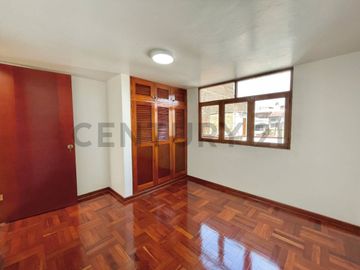 ¡Oportunidad única! Venta Departamento en 3er Piso