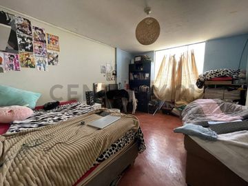 ¡Oportunidad única! Venta Departamento en 3er Piso