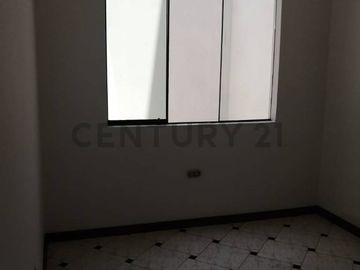 Vendo Hermoso Departamento en 2do Piso - Los Olivos