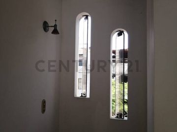 Vendo Hermoso Departamento en 2do Piso - Los Olivos