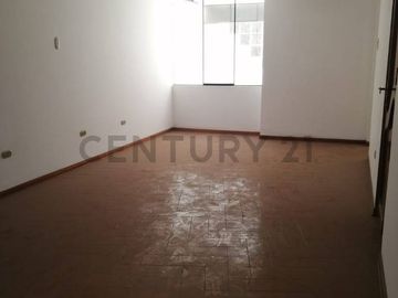 Vendo Hermoso Departamento en 2do Piso - Los Olivos
