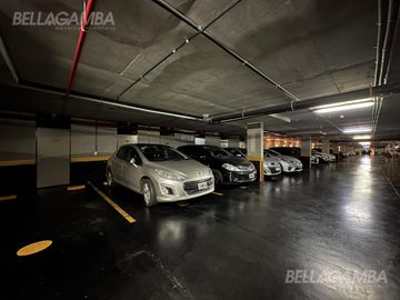 DEPARTAMENTO 3 AMB CON DOS COCHERAS Y BAULERA EN VENTA - VICENTE LOPEZ - APTO CRÉDITO