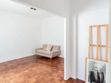 Departamento en  Venta. 2 ambientes en Recoleta