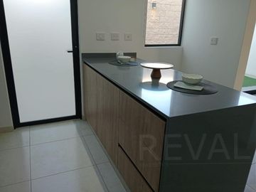 Casa a estrenar en Venta en Zibatá con Estudio y Sala de Tv independientes