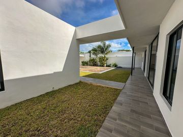 Casa en venta con amplio terreno En San Pedro Cholul dentro de Mérida Yucatán.