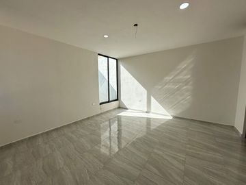 Casa en venta con amplio terreno En San Pedro Cholul dentro de Mérida Yucatán.