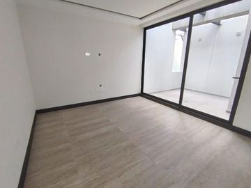 Penthouse sector Gonzalez Suarez a estrenar de 3 habitaciones