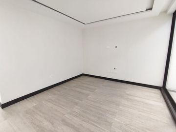 Penthouse sector Gonzalez Duarez de 3 habitaciones mas terraza