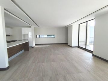 Penthouse sector Gonzalez Duarez de 3 habitaciones mas terraza