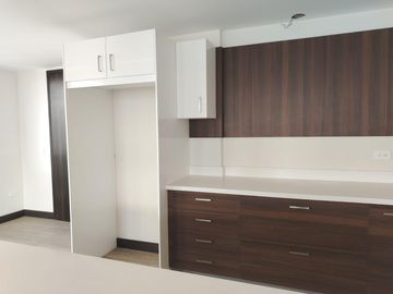 Penthouse sector Gonzalez Duarez de 3 habitaciones mas terraza