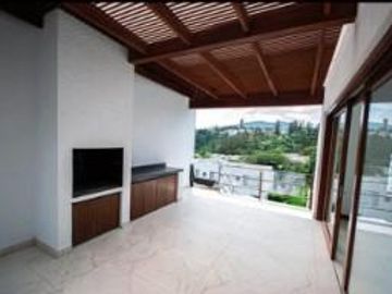 Casa de tres habitaciones con jardín de 130m2