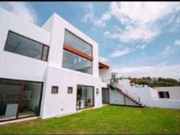 Casa de tres habitaciones con jardín de 130m2