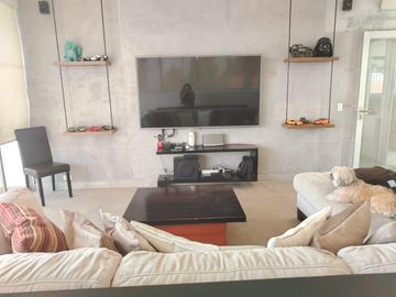Departamento de 3 habitaciones en Urba. Jardines del Este