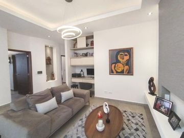 Departamento de 3 habitaciones en Urba. Jardines del Este