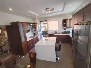 Departamento de 3 habitaciones en Urba. Jardines del Este