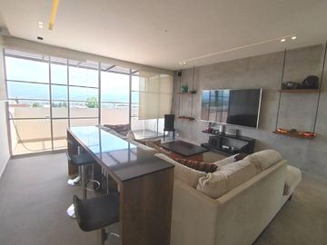Departamento de 3 habitaciones en Urba. Jardines del Este