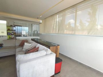 Departamento de 3 habitaciones en Urba. Jardines del Este