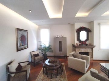 Departamento de 3 habitaciones en Urba. Jardines del Este
