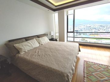 En venta espectacular Penthouse en Portugal y Eloy Alfaro