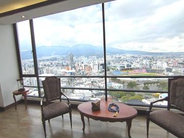 En venta espectacular Penthouse en Portugal y Eloy Alfaro