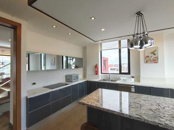 En venta espectacular Penthouse en Portugal y Eloy Alfaro