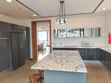 En venta espectacular Penthouse en Portugal y Eloy Alfaro