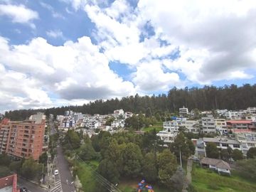 En venta espectacular Penthouse en Portugal y Eloy Alfaro