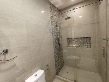 En venta espectacular Penthouse en Portugal y Eloy Alfaro