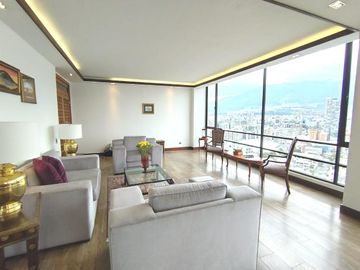 En venta espectacular Penthouse en Portugal y Eloy Alfaro