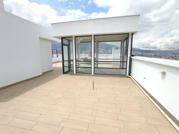 En venta espectacular Penthouse en Portugal y Eloy Alfaro