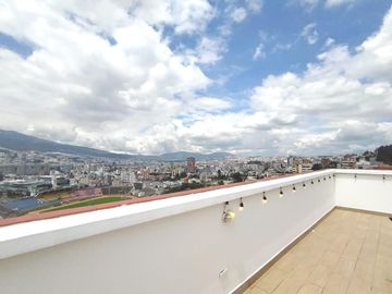 En venta espectacular Penthouse en Portugal y Eloy Alfaro
