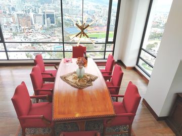 En venta espectacular Penthouse en Portugal y Eloy Alfaro