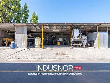 Bodega en Venta en Industrial Galpón sector Mariscal con Av.Santa Rosa